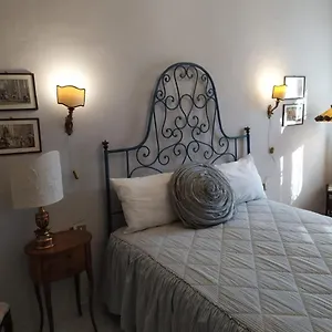 https://borgo-antico-lari.it-tuscanyhotel.com
