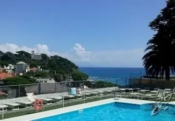 Hotel Villa Adele Celle Ligure